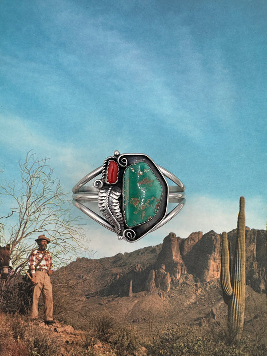 Smoke and a Light Cuff