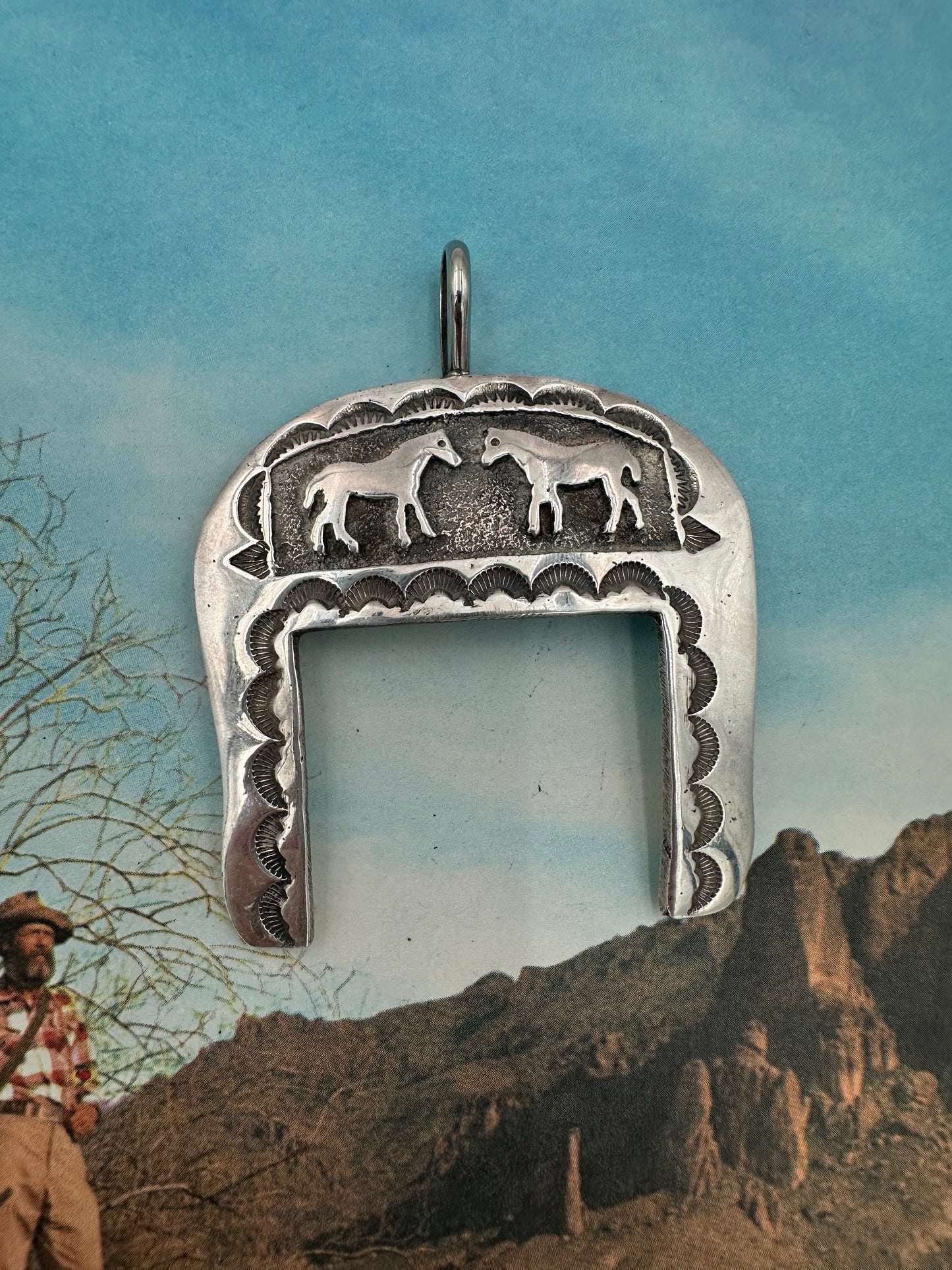 Country Never Leaves Pendant