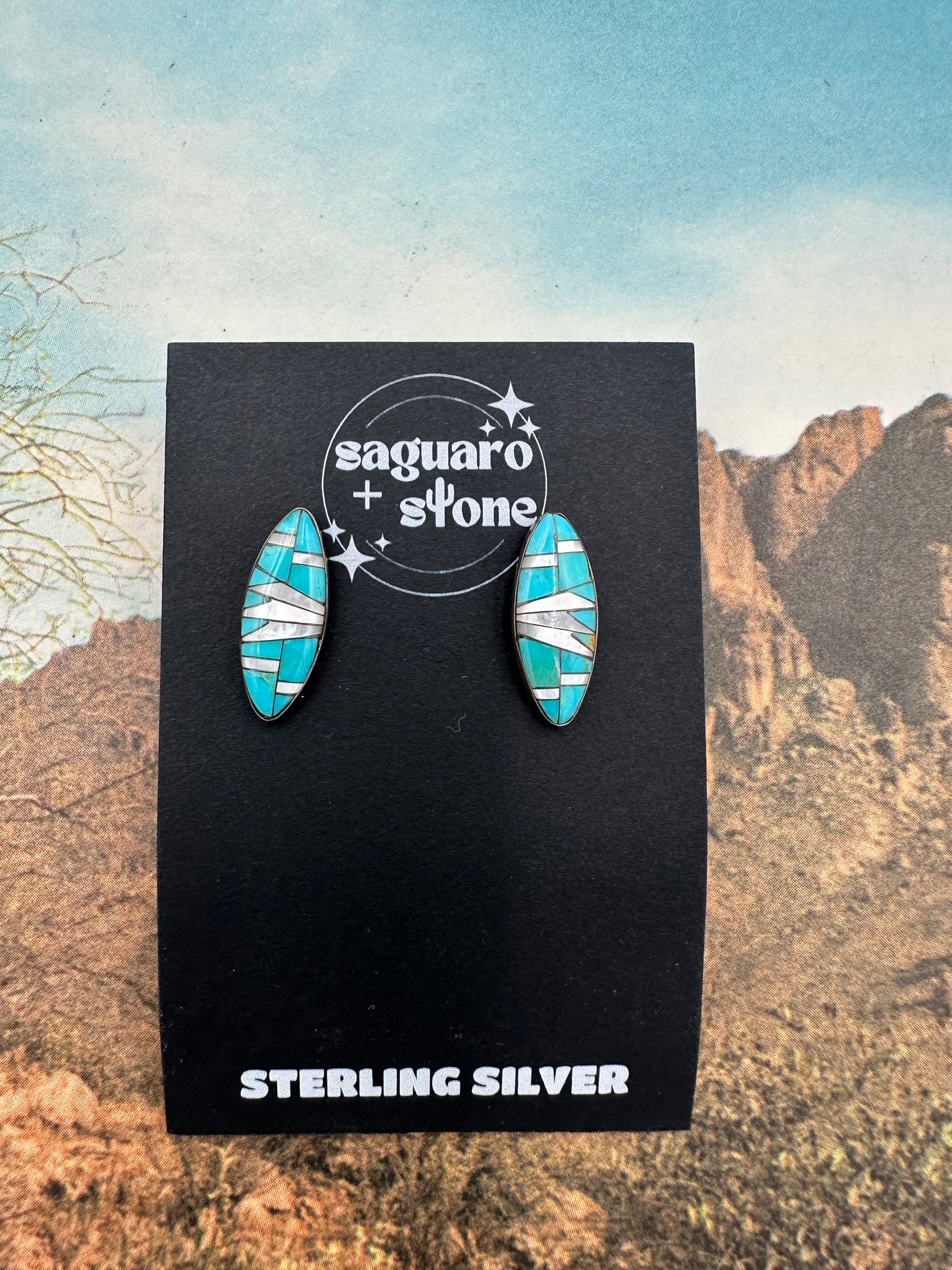 Landslide Pendant Earring Set