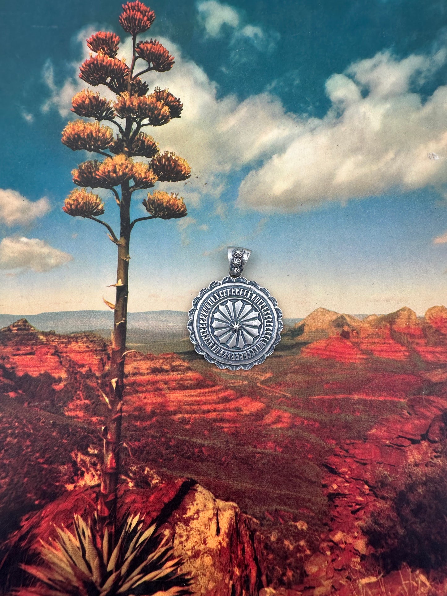 Make It Look Easy Pendant